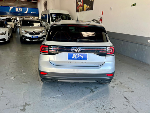 Volkswagen T-Cross 1.0 200 TSI TOTAL FLEX SENSE AUTOMÁTICO
