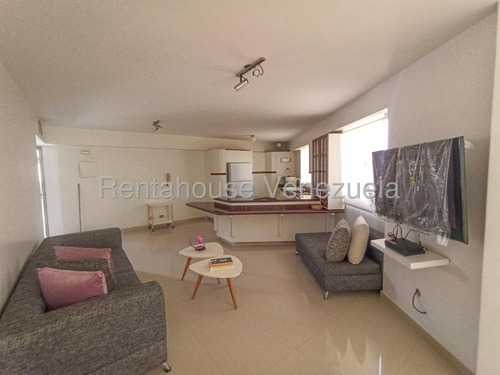 Apartamento En Venta Camuri Grande 09/04 Jg