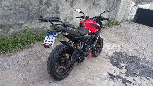 Bajaj Rouser Ns200
