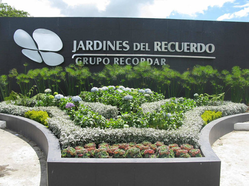 Imagen 1 de 7 de Jardines Del Recuerdo Bogotá  2 Lotes Dobles Con Servicios De Cementerio Sector  Buen Pastor Y Sector Bienaventurados  Precio Ganga