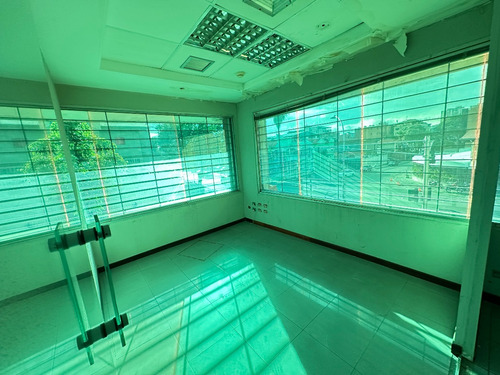 Local Comercial En Venta En Santa Mónica