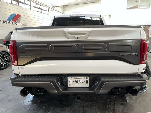 Imagen 5 de 15 de Ford Lobo Raptor 2018