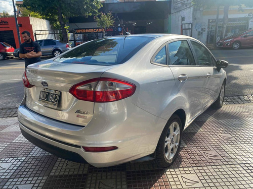 Ford Fiesta Kinetic Design 1.6 Sedan S Plus 2014 Con Gnc