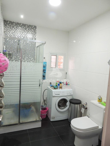 Imagen 12 de 17 de Venta De Casa 3 Dormitorios En Tres Cruces, Montevideo.