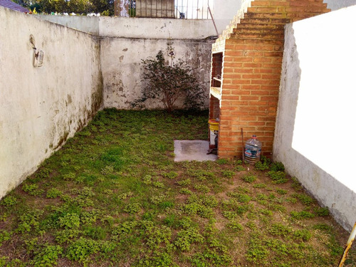 Imagen 8 de 13 de Duplex Al Frente - Calle 84 N° 115 Mar Del Tuyu