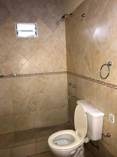 Imagen 5 de 11 de Dúplex En Venta En Pilar