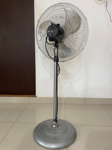 Ventilador Mt Home De 20 Todo Metalico Semi Industrial 1.29 M 50 Hz Gris Gris Metal 3 (Usado)