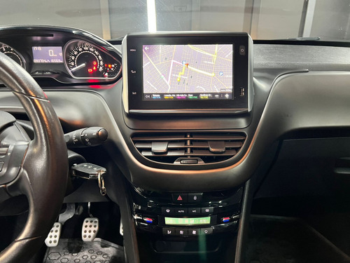 Peugeot 2008 1.6 THP SPORT L16