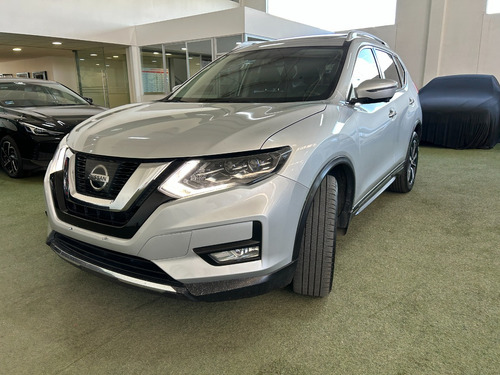 Nissan X-Trail 2.5 Exclusive 2 Row Cvt