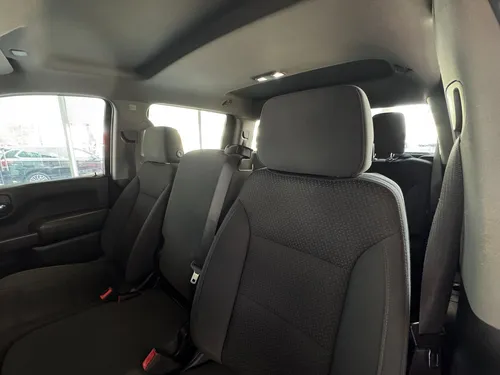 Chevrolet Silverado 4.3 V6 2500 Wt Doble Cabina 4x4 At