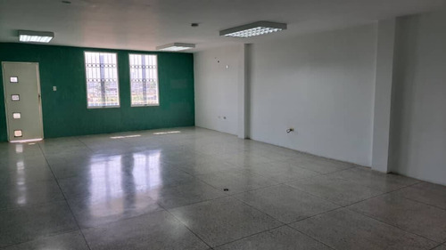 Venta Edificio Comercial A Estrenar - Puerto Cabello
