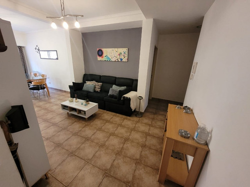 Imagen 2 de 30 de 4 Ambientes | Cossio Al 5800