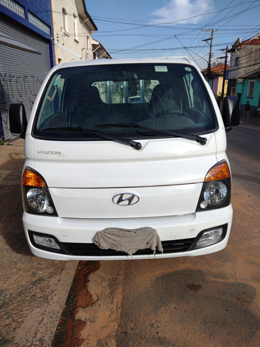 Hyundai HR 2.5 Hd Cab. Curta S/ Carroceria Tci 2p