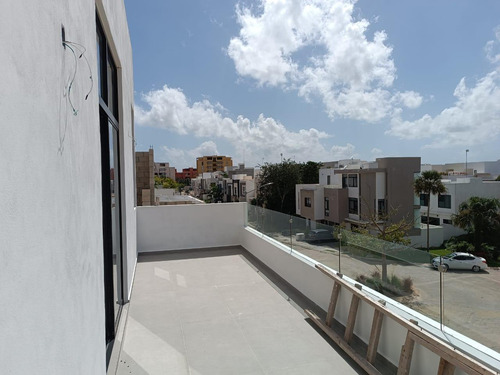 Casa En Condominio En Renta En Arbolada, Benito Juárez, Quintana Roo