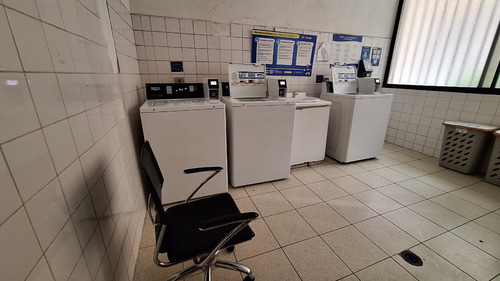 ¡una Joyita De Departamento Con 2 Dormitorios Y Un Baño!
