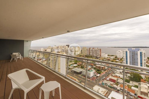 Piso Alto Pasante