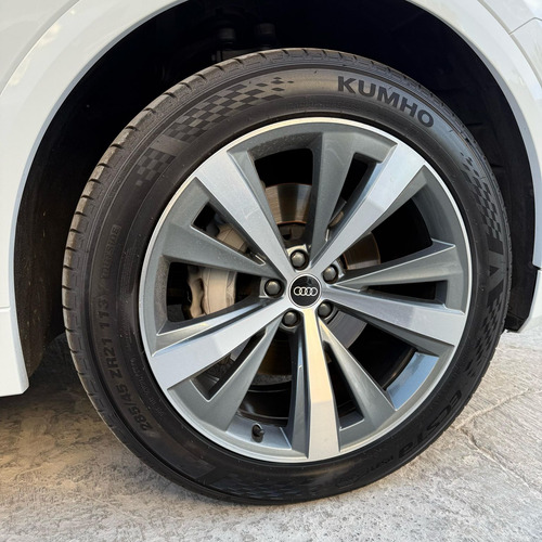 Audi Q8 2021
