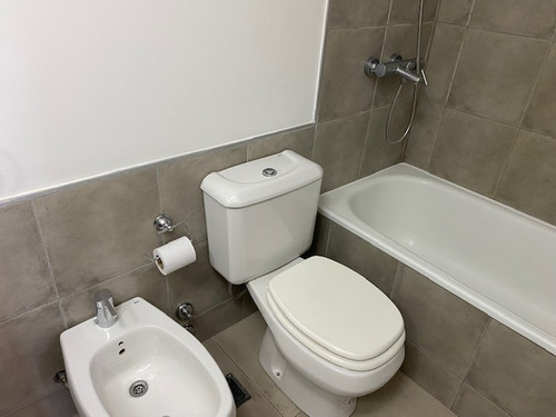 Imagen 10 de 14 de Palmas De La Bahia. Venta Dueño 2 Amb. Fte. + Cochera, Tigre