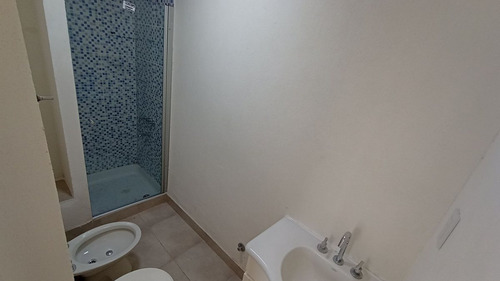 Venta Departamento 2 Ambientes Con Balcón Morón