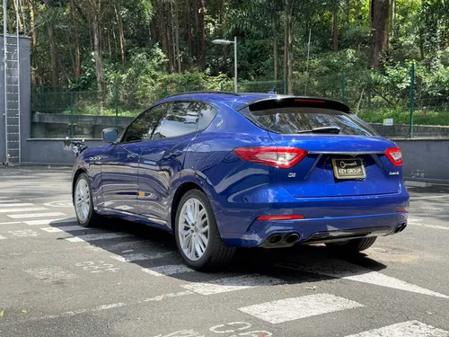 Maserati Levante Q4
