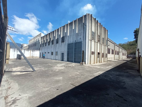 (#1026) Galpón De 2.300m2 En Guarenas
