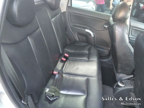 Imagem 10 de 10 de Citroën C3 1.4 Glx Flex 5p 2011