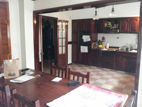 Imagen 5 de 15 de Venta - Chalet En 2 Plantas - José C Paz