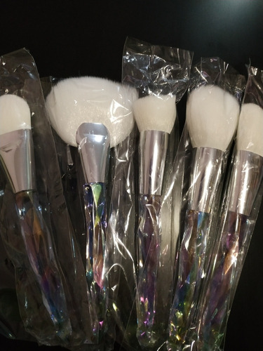 Imagen 3 de 3 de Brochas De Maquillaje Tipo Cristal Suaves Y Hermosas Fashion