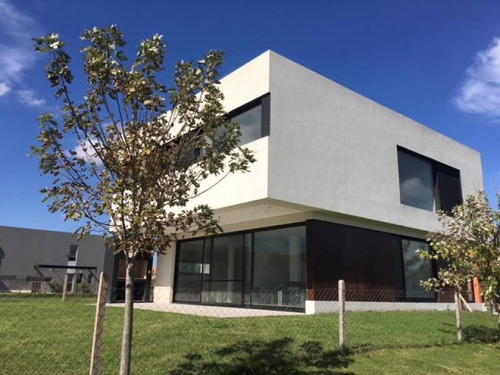 Imagen 16 de 17 de Casa En Venta En Tipas, Nordelta, G.b.a. Zona Norte