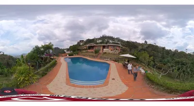 Hotel y resort en venta