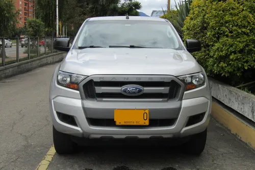 Ford Ranger 3.2 XLS MT Turbo