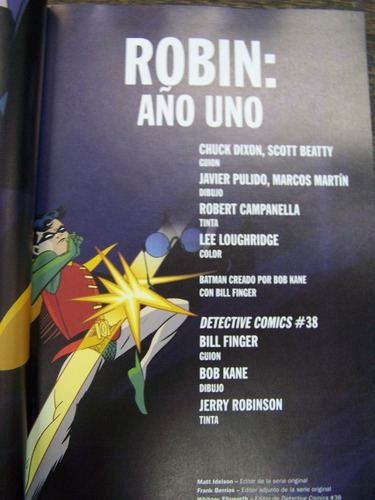 Imagen 3 de 3 de Robin * Año Uno * Chuck Dixon * Ecc / Dc *