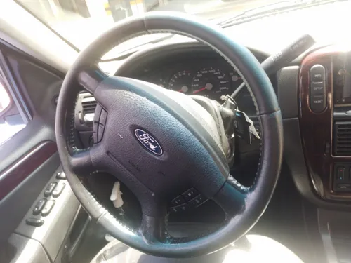 Ford Explorer 4.6 Centennial