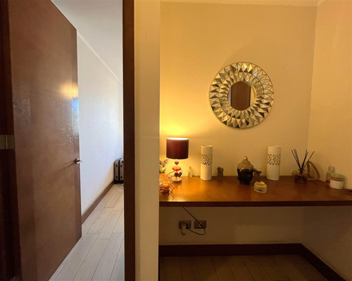 Departamento En Venta De 2 Dorm. En Las Condes 2 Estacionam