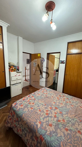 Se Vende Hermoso Chalet En Villa Bosch!!!! Frente A La Plaza Del Pio Xii