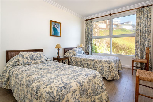 Departamento En Venta De 4 Dorm. En Zapallar