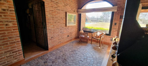 Imagen 17 de 19 de Chalet De Categoria Sobre 10.000 M2 - Barrio Los Robles (disponible Alquiler Temporada Verano)