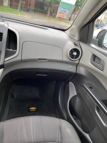 Imagen 14 de 19 de Chevrolet Sonic 1.6 Lt Mt
