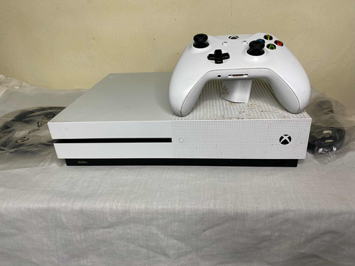 Consola Xbox One S 500gb Original + 1 Mes Gratis Game Pass