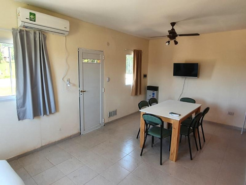 Imagen 6 de 30 de Casa De 3 Dormitorios A Estrenar, 2 Baños, Amplio Terreno De 1.040 En Barrio Las Tipas