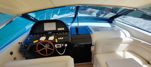 Hermoso Yate Uniesse Italiano 48 Ft Perfecto Estado