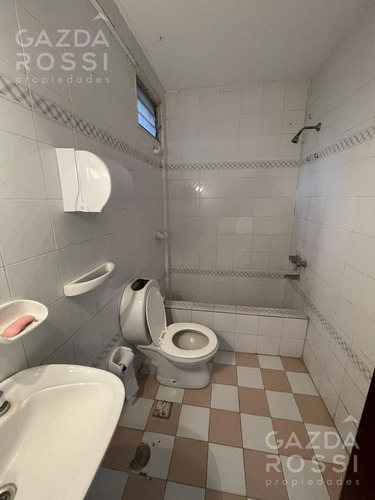 Imagen 5 de 12 de Departamento - Turdera