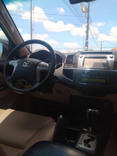 Toyota Hilux Sw4 3.0 Srv 4x4 7 Lugares 16v Turbo