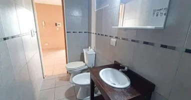 Imagen 5 de 8 de Departamento En Venta En Moron Centro