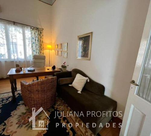Casa De 4 Ambientes En Quilmes Oeste