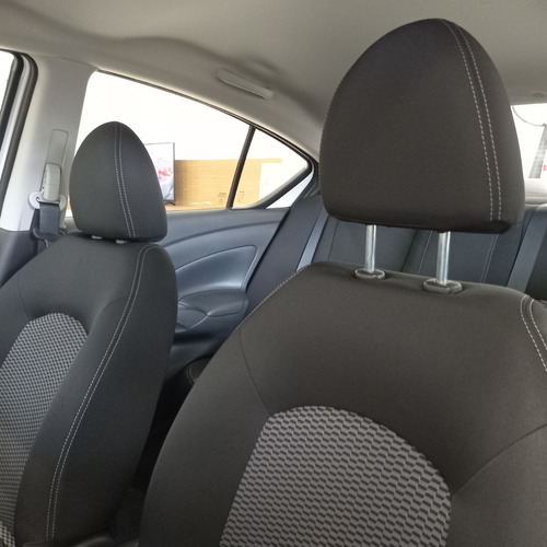 Imagen 11 de 14 de Nissan Versa 1.6 V-drive Mt
