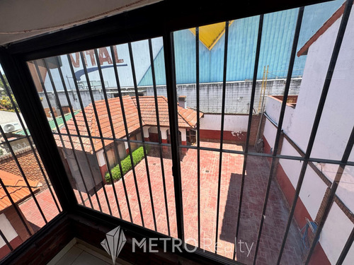 Venta Casa De 5 Ambientes Quilmes Oeste