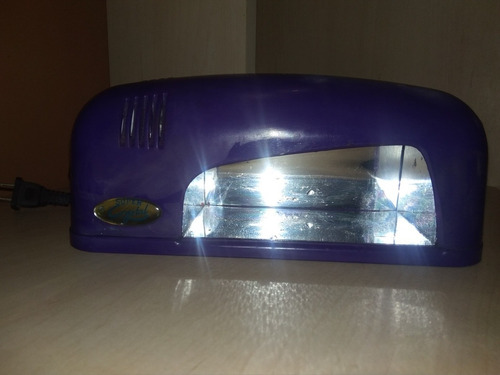 Imagen 3 de 4 de Lámpara De Uñas De 9w
