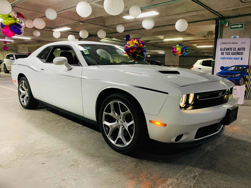 Imagen 2 de 13 de Dodge Challenger 3.6 Black Line V6 At 2015