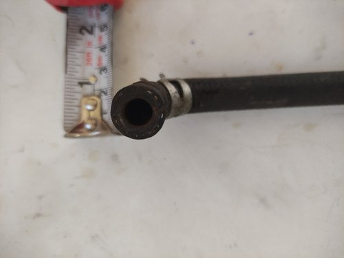 Manguera Delgada De Bomba De Agua De Suzuki Gsxr 1000 01-04 (Usado)